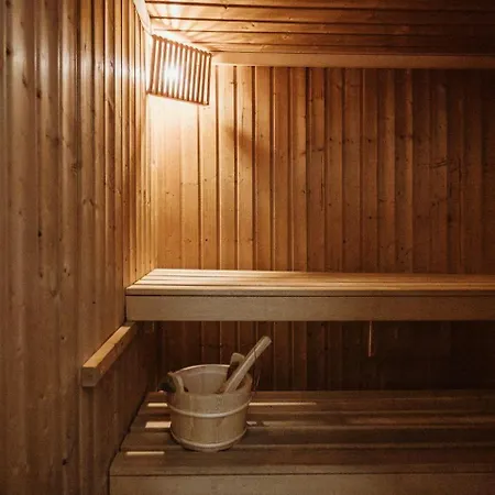 Harzcharlet-brockenbahn-ganzes-haus * Elend