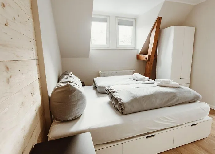 Harzcharlet-brockenbahn-ganzes-haus *