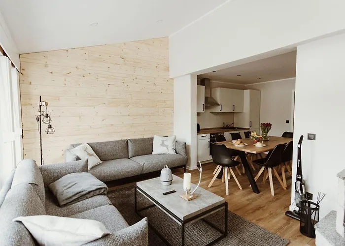 Harzcharlet-brockenbahn-ganzes-haus * Elend