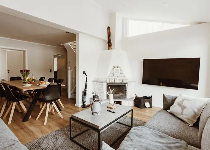 Harzcharlet-brockenbahn-ganzes-haus