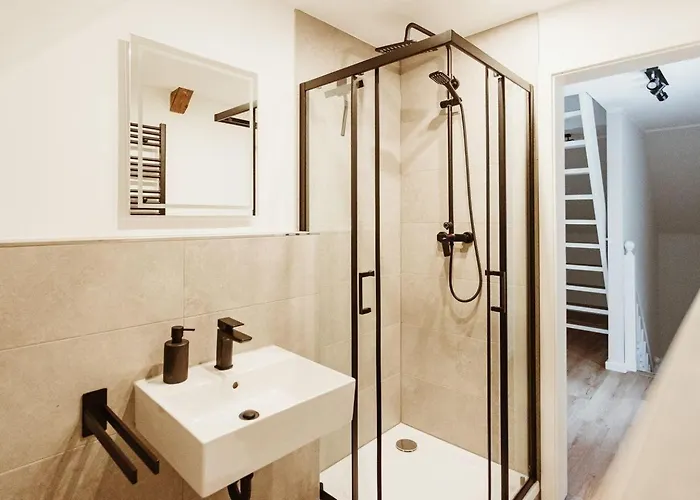 Harzcharlet-brockenbahn-ganzes-haus